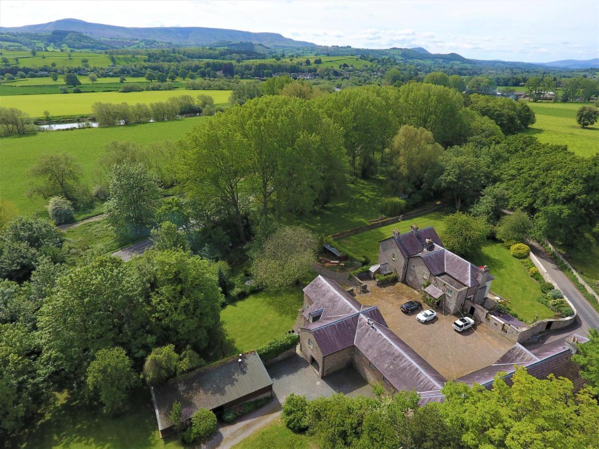 Glanhenwye Courtyard Cottages Glasbury Ngoại thất bức ảnh