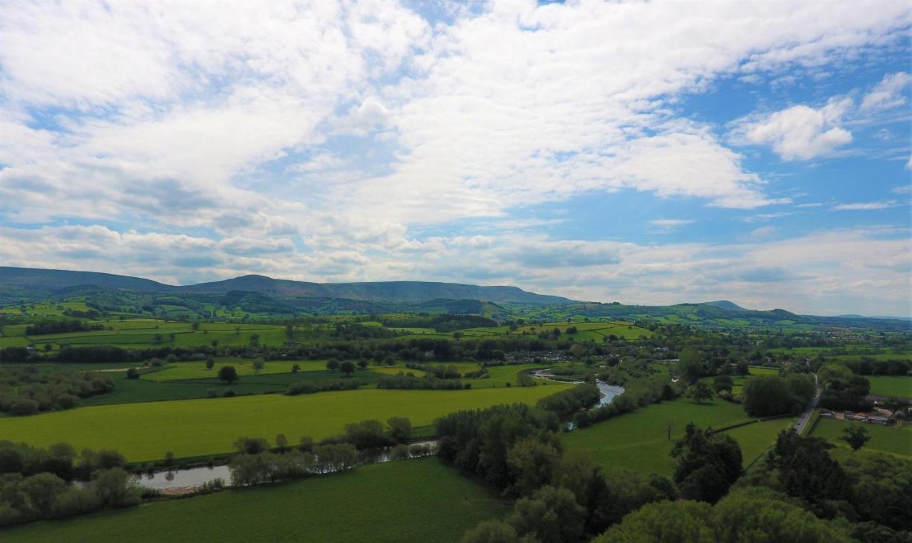 Glanhenwye Courtyard Cottages Glasbury Ngoại thất bức ảnh