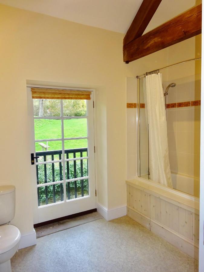 Glanhenwye Courtyard Cottages Glasbury Ngoại thất bức ảnh