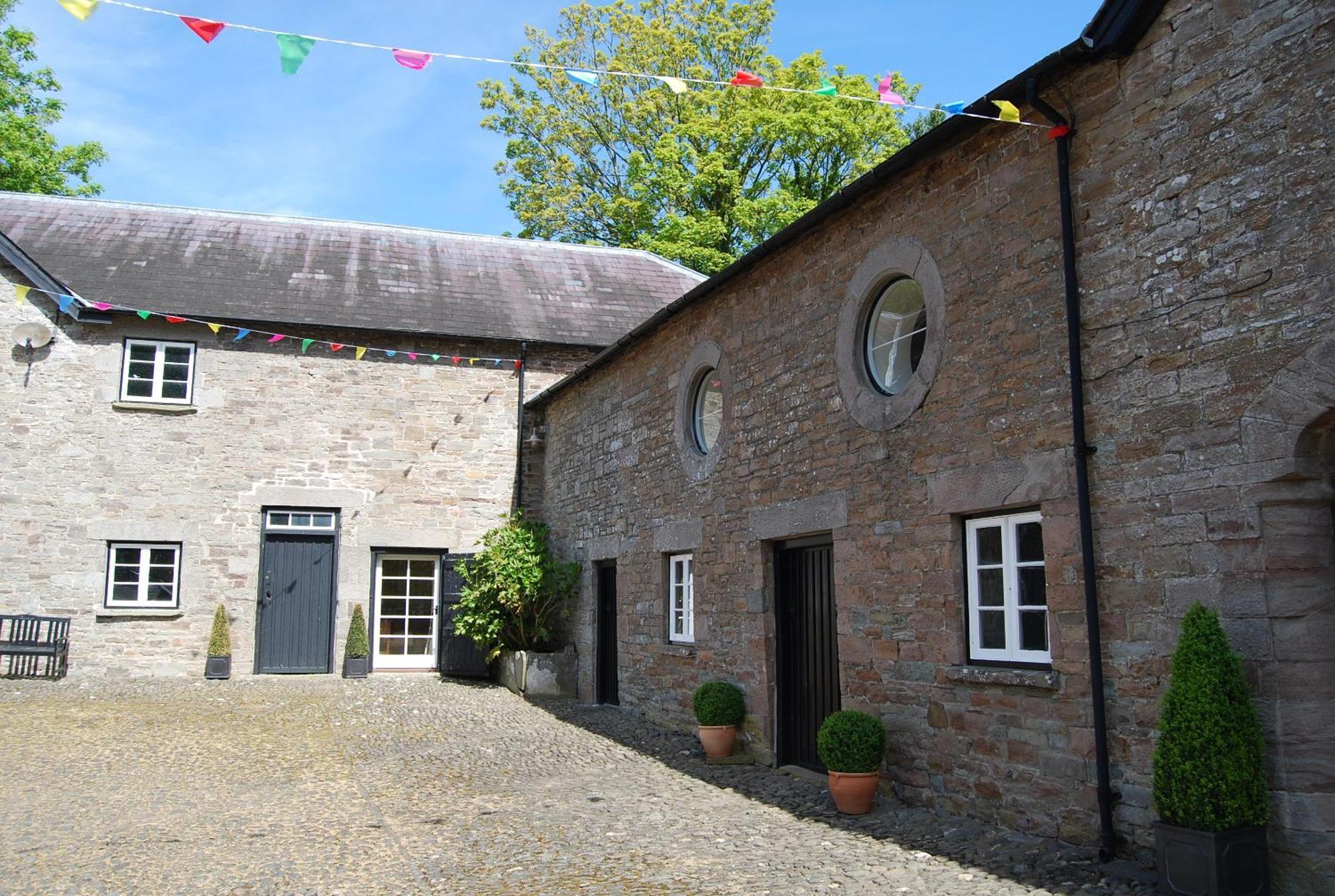 Glanhenwye Courtyard Cottages Glasbury Ngoại thất bức ảnh
